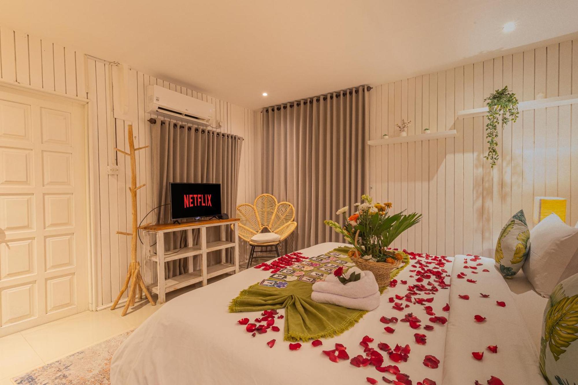 Villa Burung In Kashantee Village Seminyak (Bali)
